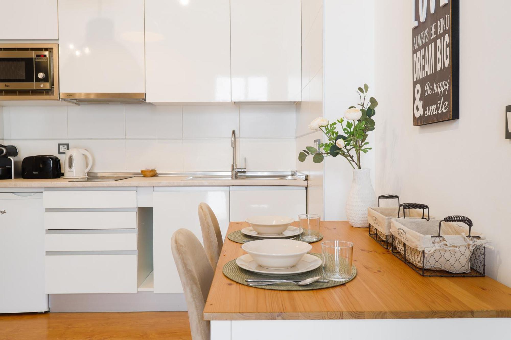 מאלגה C15 - Charming Modern Studio In The Centre מראה חיצוני תמונה