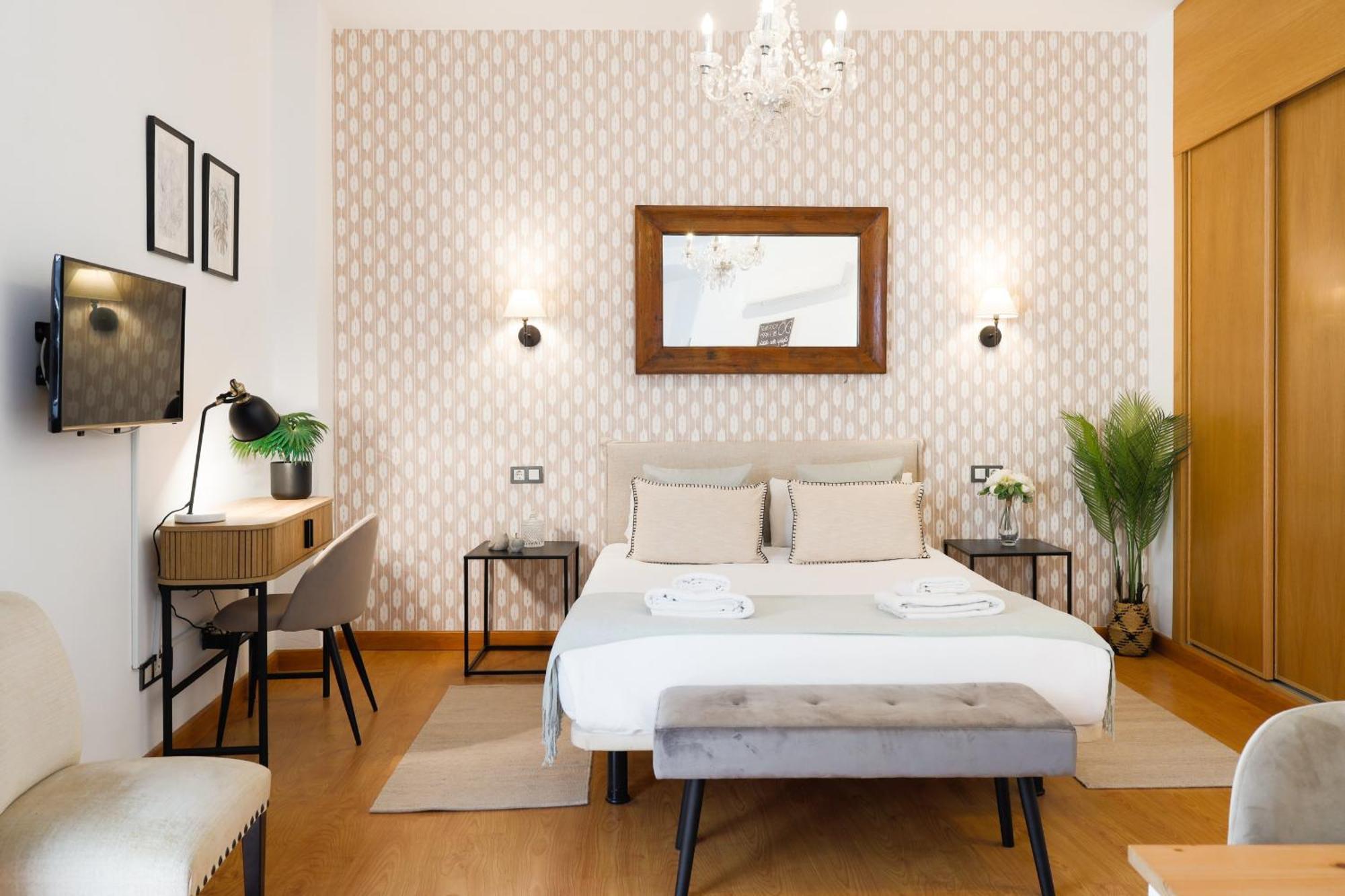 מאלגה C15 - Charming Modern Studio In The Centre מראה חיצוני תמונה